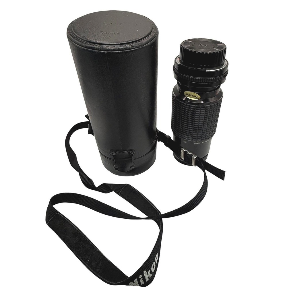 Sigma Zoom-Master 70-210 f/4-5.6 for Nikon - Made in Japan-Case‎ & Filter